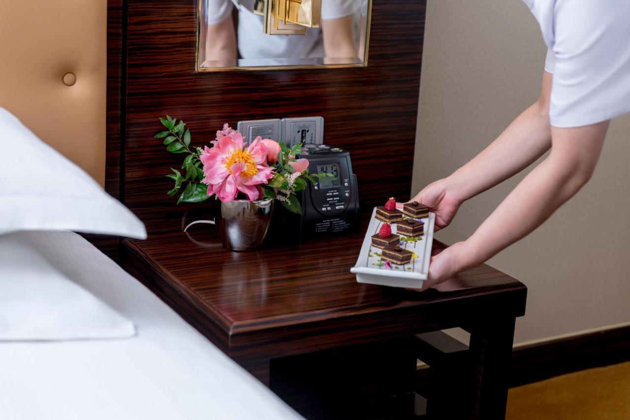 The Kunlun Jing An Hotell Shanghai Eksteriør bilde
